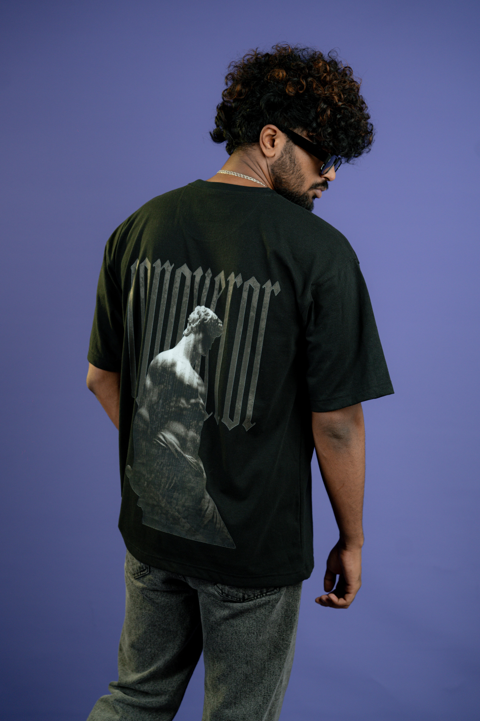 CONQUEROR print black oversized unisex t-shirt CONQUEROR print black oversized unisex t-shirt